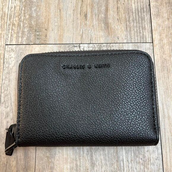 Charles & Keith Wallet Zip Women's Black - Picture 1 of 7